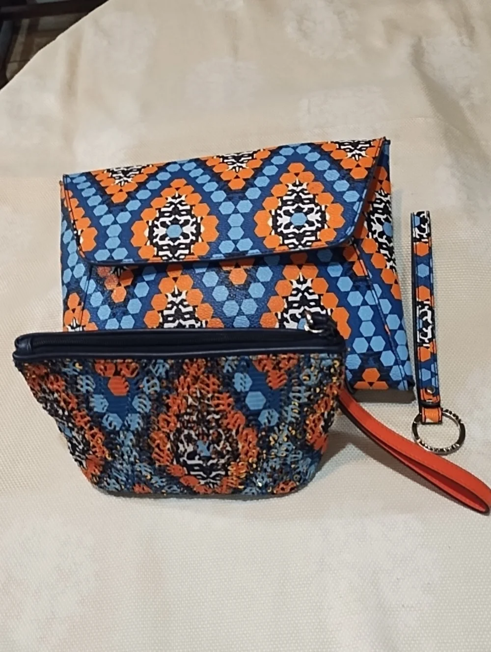 Vera Bradley Blue and Orange Geometric 3 Piece Wristlet Set VGC.